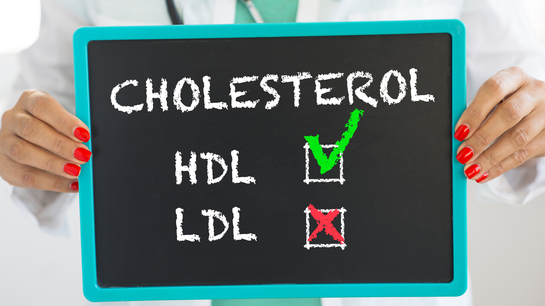 sign with a green check beside HDL and red X beside LDL